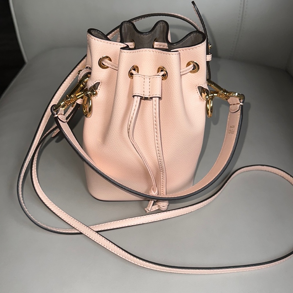 Fendi Mon Tresor Mini Leather Bucket Bag in Pink 💕